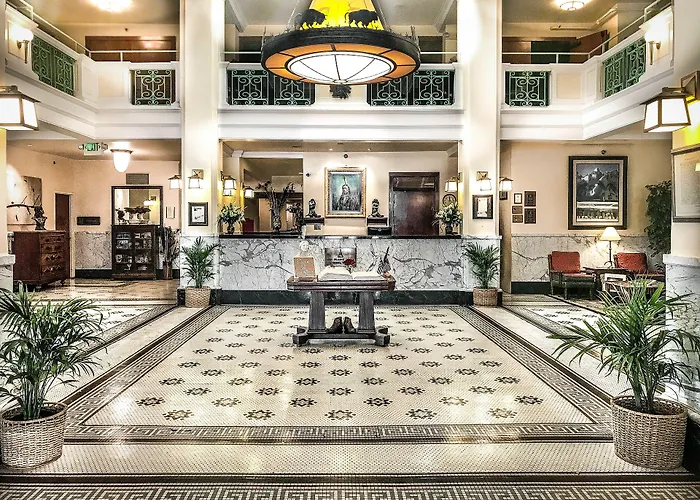 Historic Plains Hotel